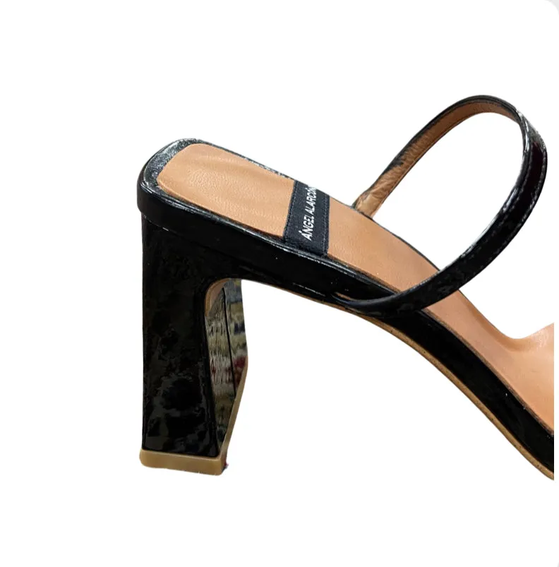 21093 Block Heel Sandal Blck