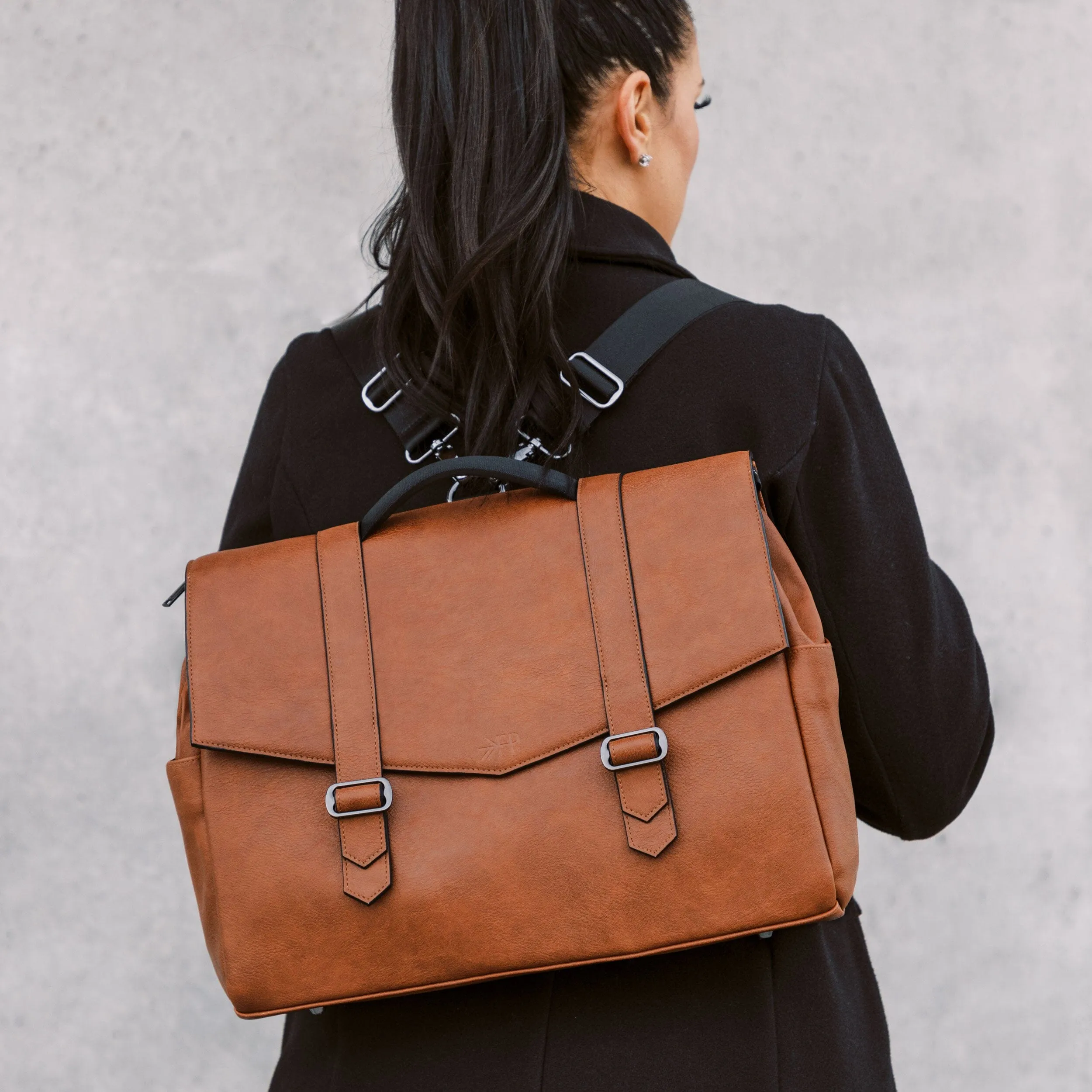 Amber Cambridge Messenger Bag