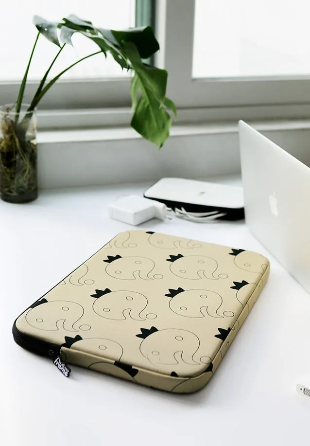 Beige Pattern Graphic Laptop Sleeves iPad 11 13 15 inch Cases Protective Covers Infinite Challenge Collaboration Handbags Square Pouches Designer Artist Prints Cute Lightweight School Collage Office Zipper Fashion Unique Gifts