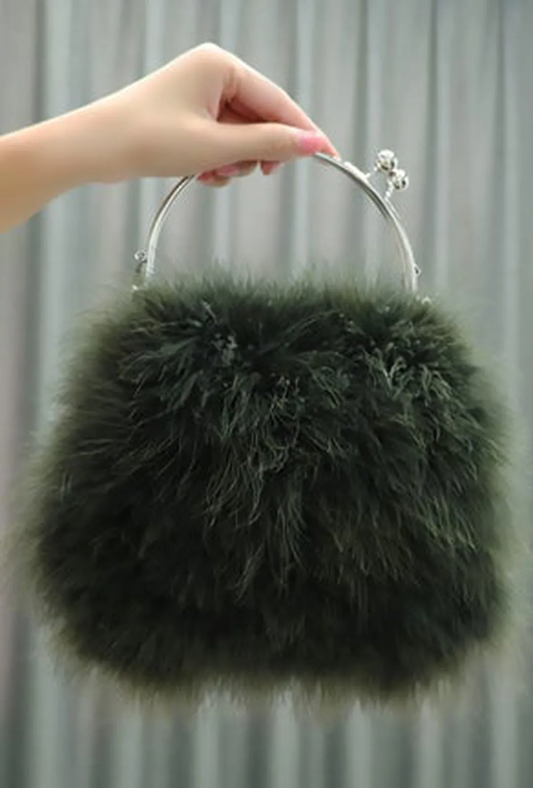 FIA - FUR CLUTCH BAG