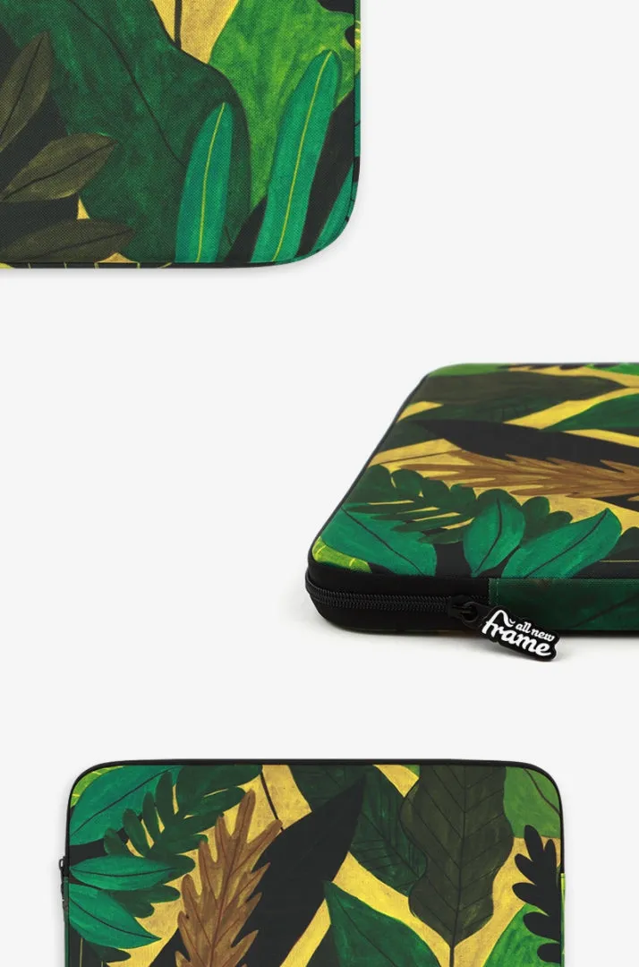 Green Forest Graphic Laptop Sleeves 13 15 inch Cases Protective Covers Handbags Square Pouches Designer Artist Prints Cute Lightweight School Collage Office Zipper Fashion Unique Gifts