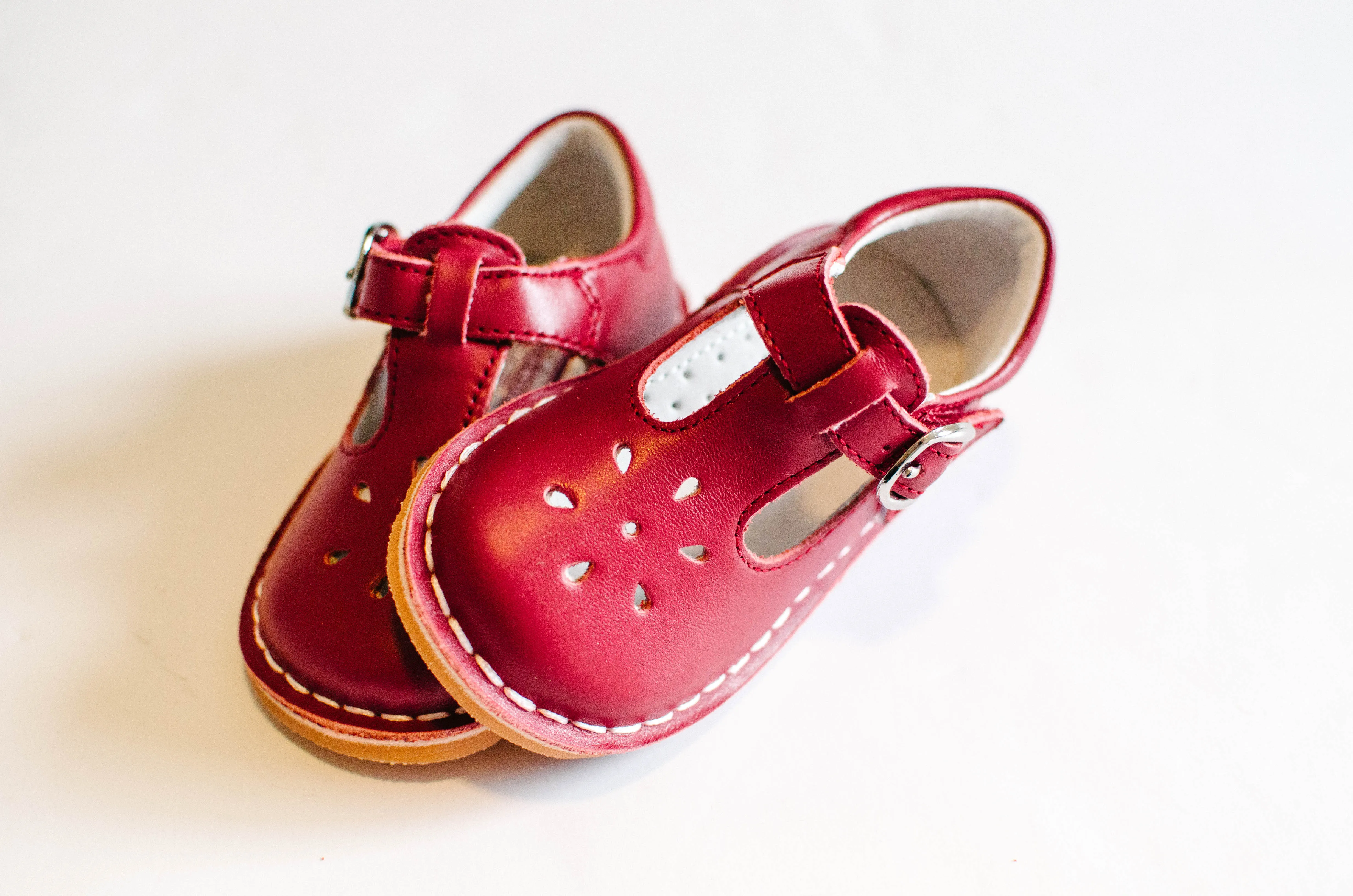 L'Amour Girls Classic 751 Red Leather Mary Janes