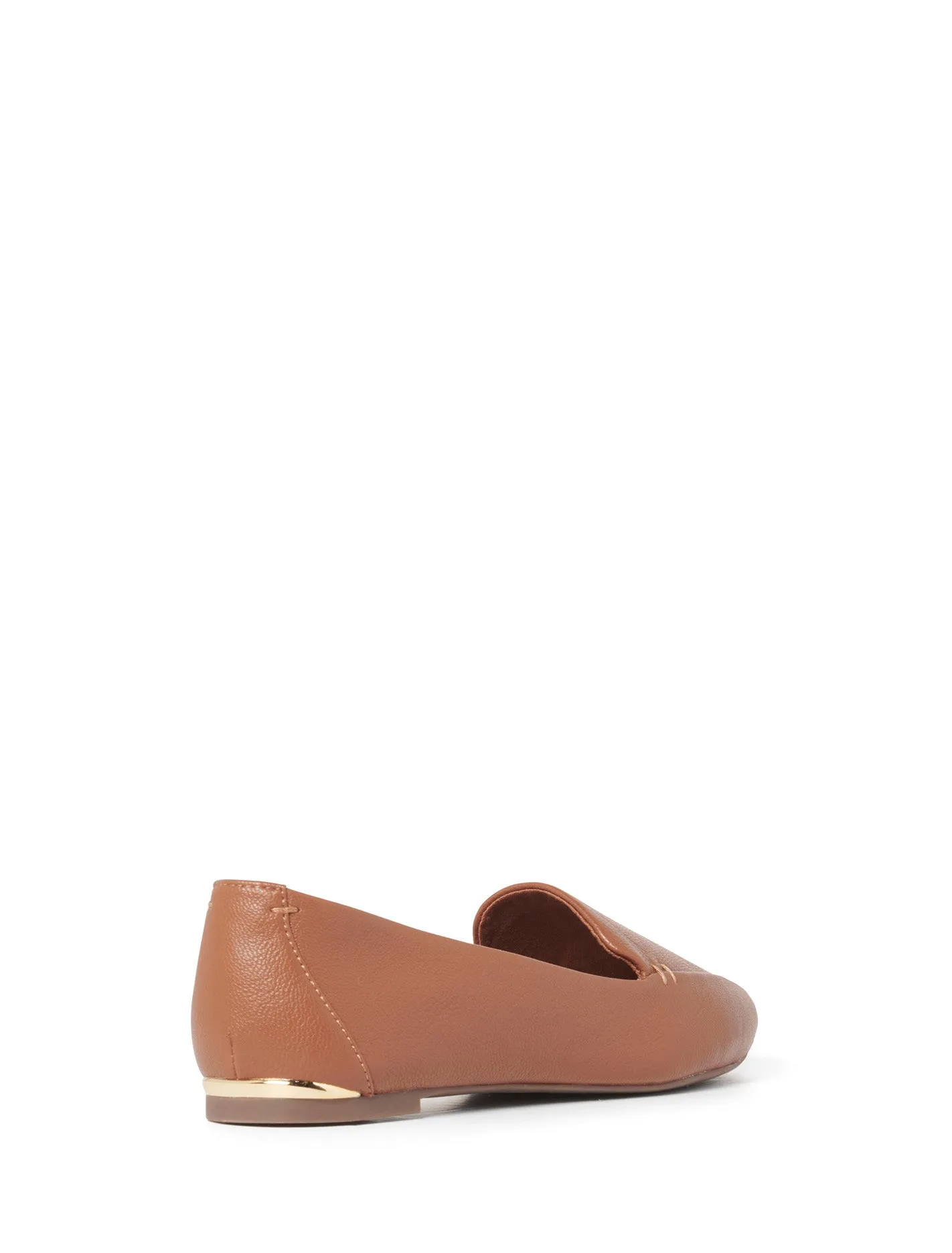 Layla Pointed Flat